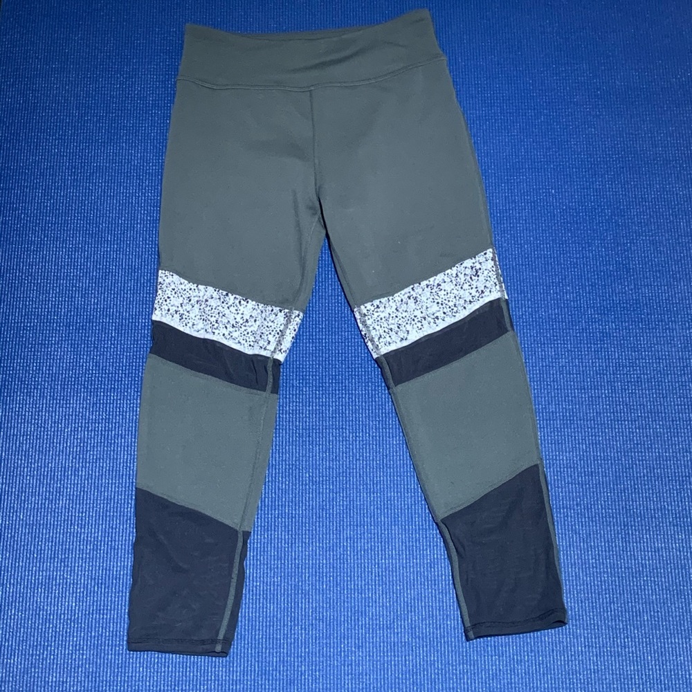 Zella Girl Capri Leggings